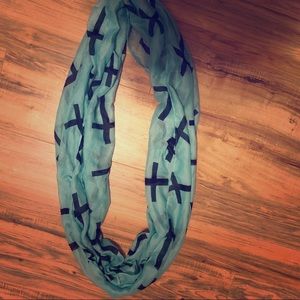 Scarf with crosses